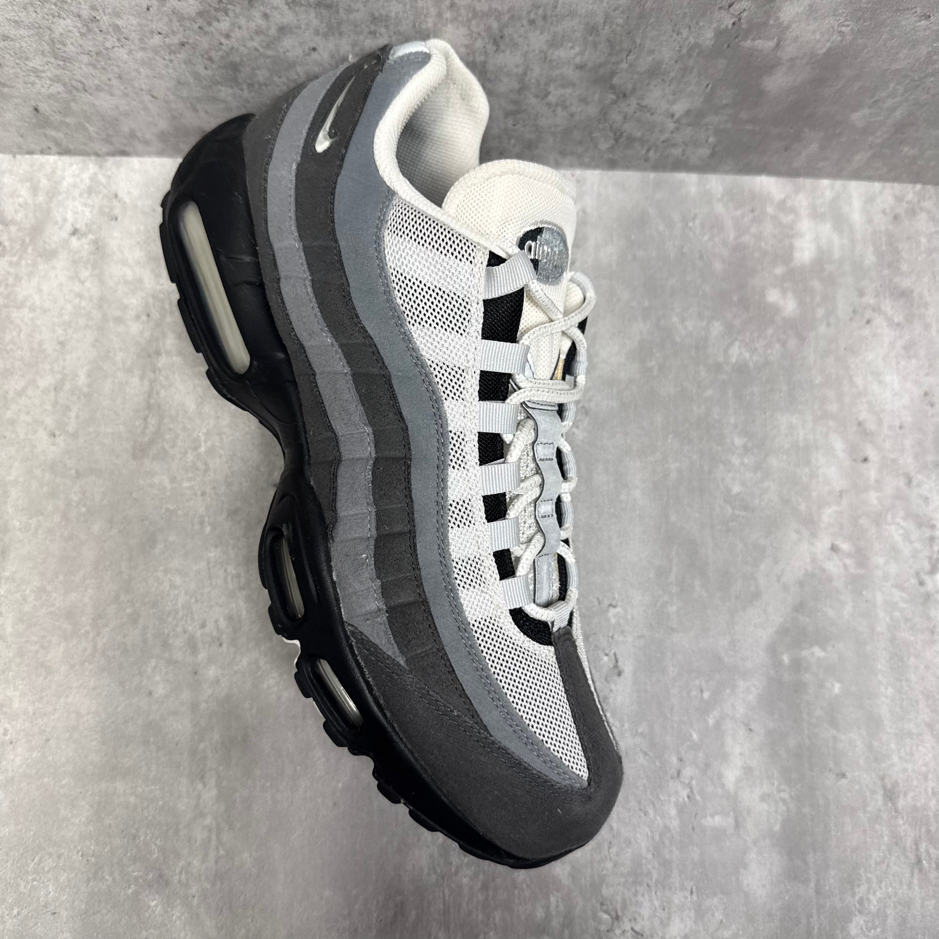 Nike Airmax Grey Jewel - Cheshire Creps 