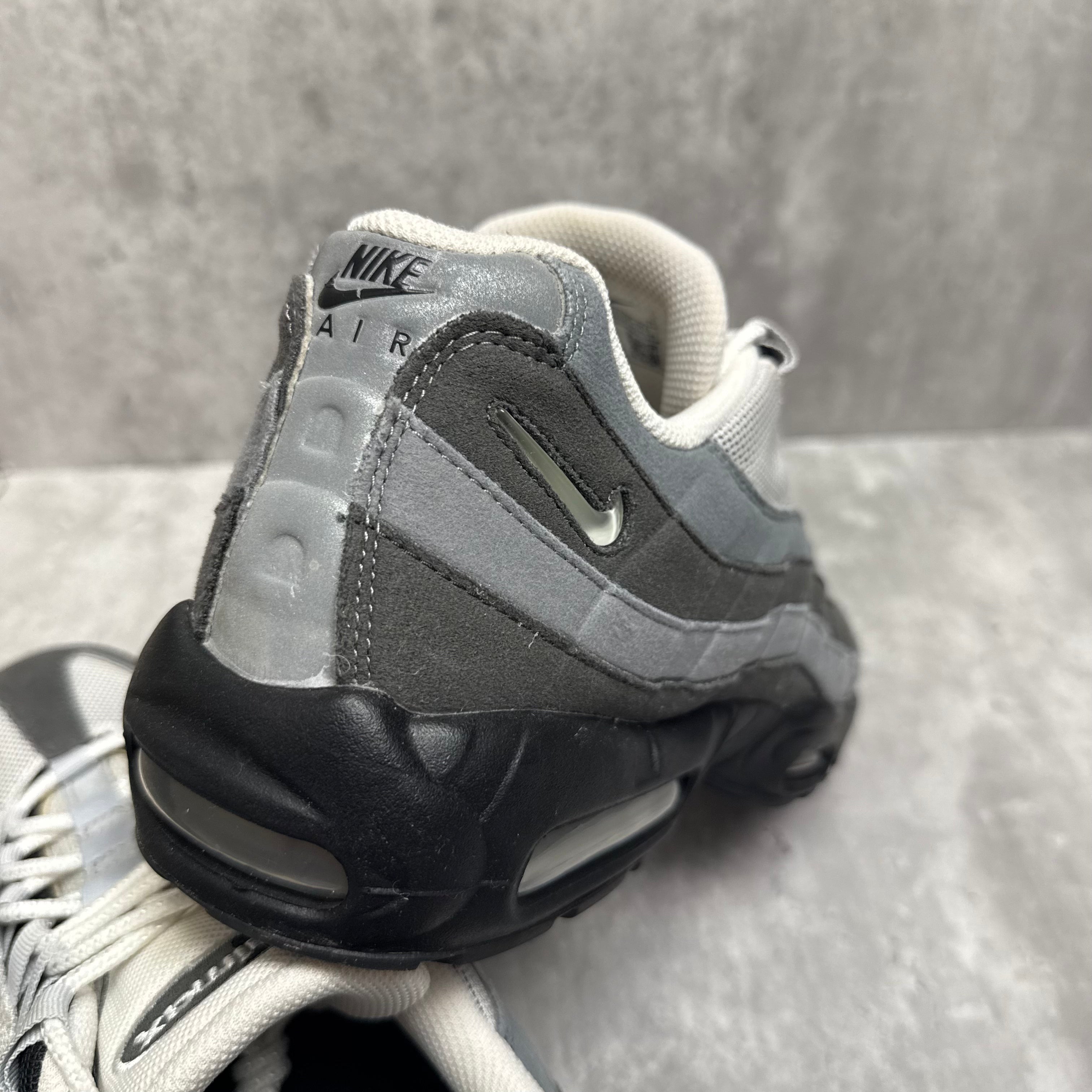 Nike Airmax Grey Jewel - Cheshire Creps 