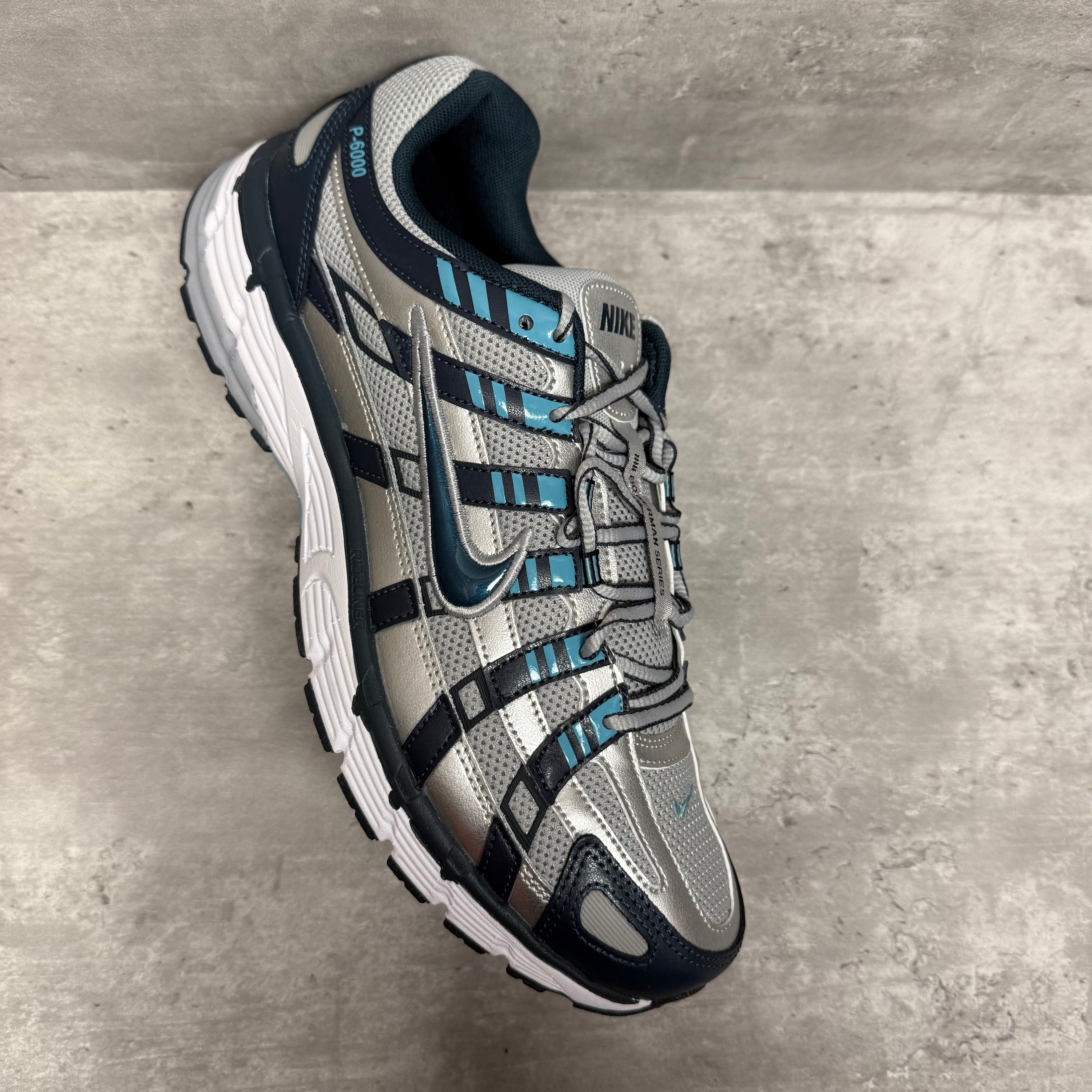 Nike P-6000 Armoury Navy