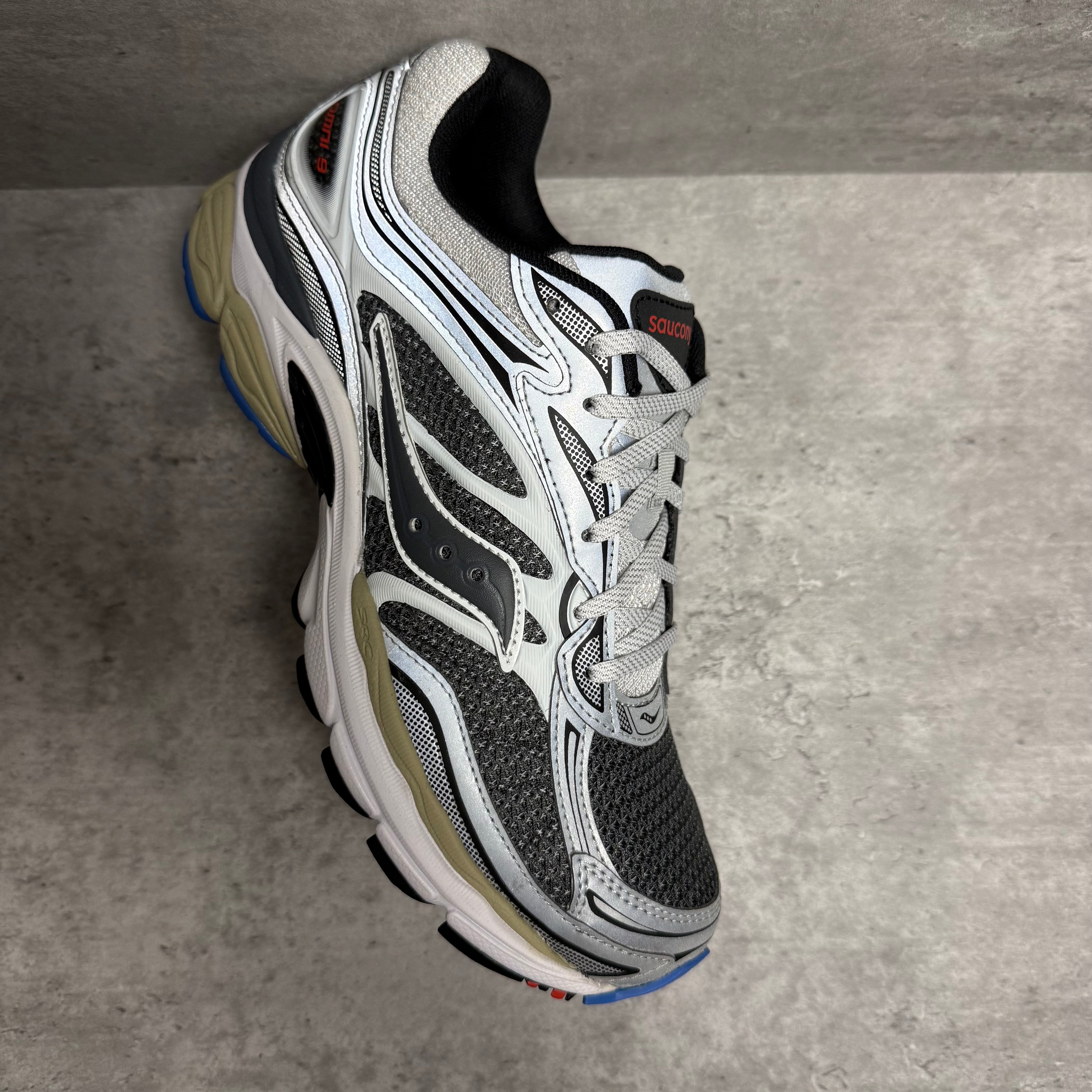 Saucony Pro Grid Omni 9 'Metallic Grey' - Cheshire Creps