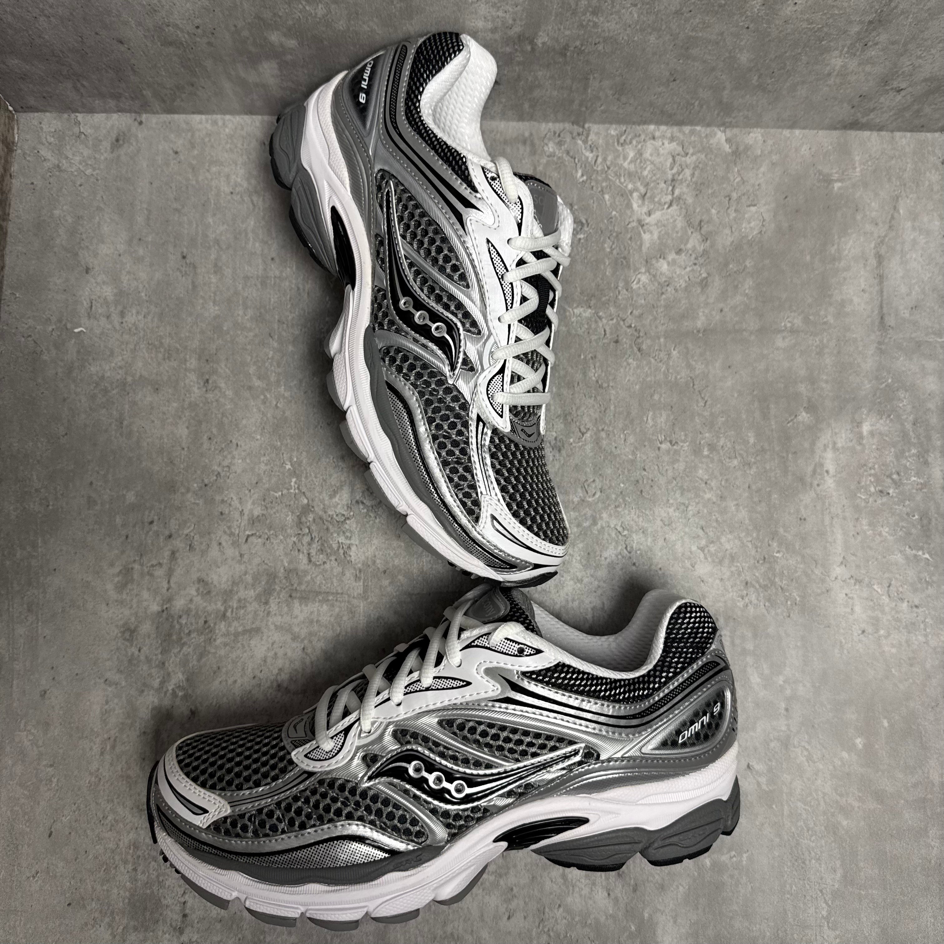 Saucony Pro Grid Omni 9 Silver - Cheshire Creps