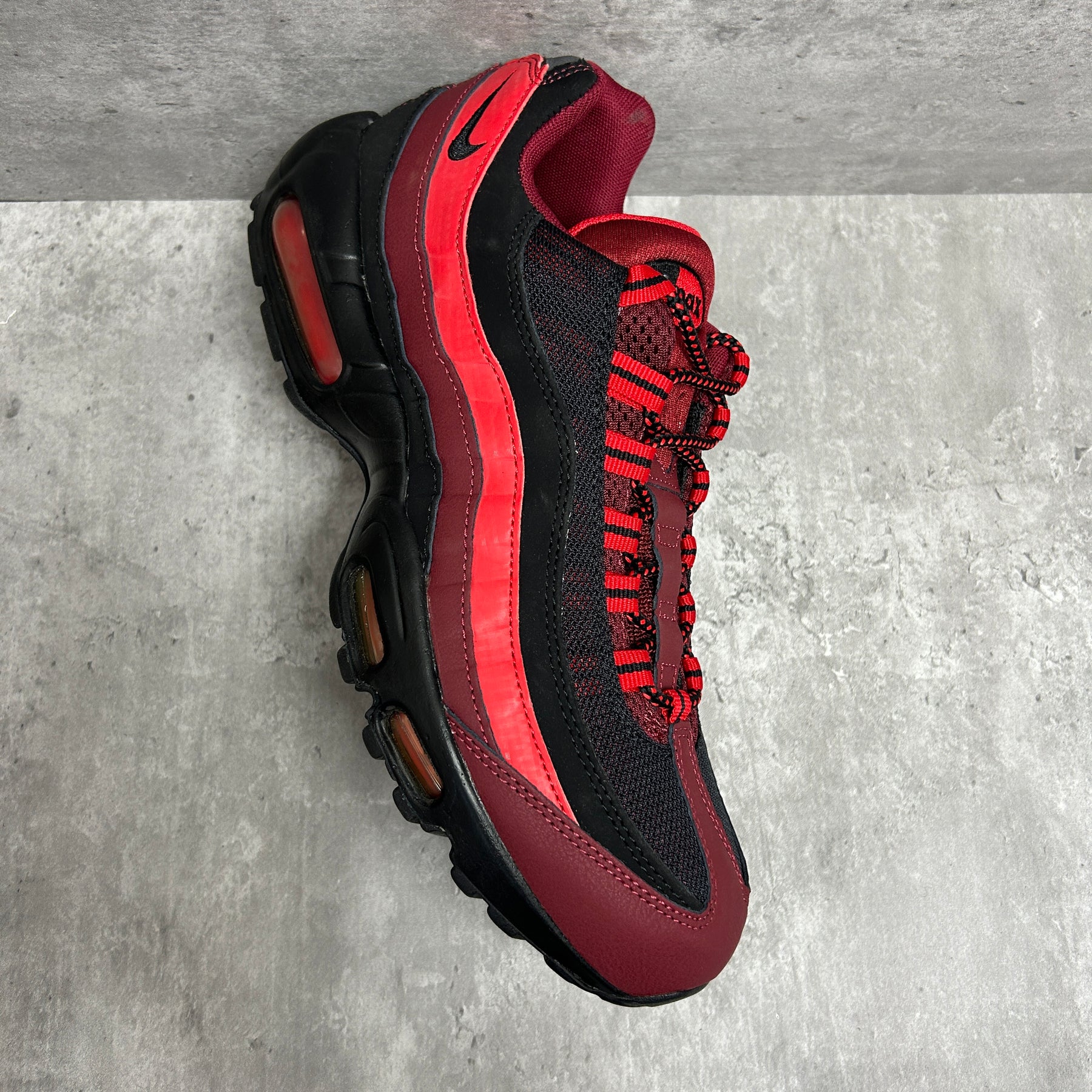 Nike air max clearance 95 essential team red